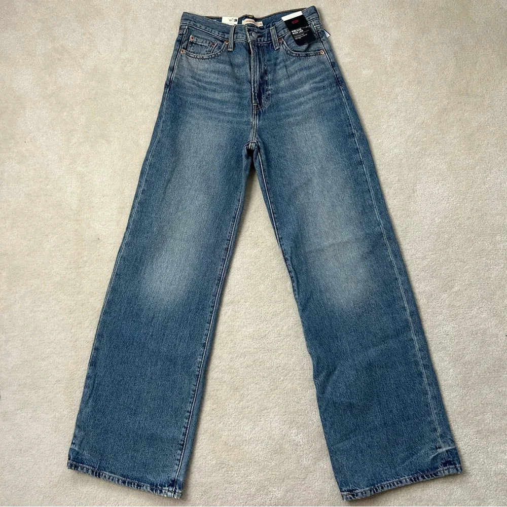 LEVI'S Women's Ribcage Wide Leg Jeans 30x34 Tint Story Medium Wash NWT